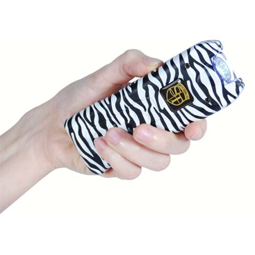 80,000,000 Volt Multiguard Stun Gun Alarm And Flashlight With Built In Charger